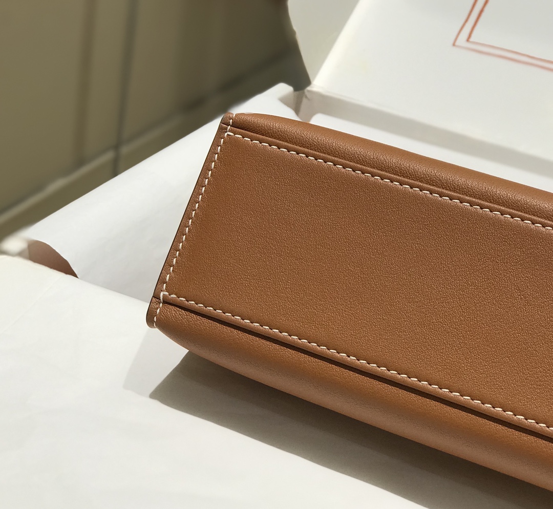 H**mes kelly pochette