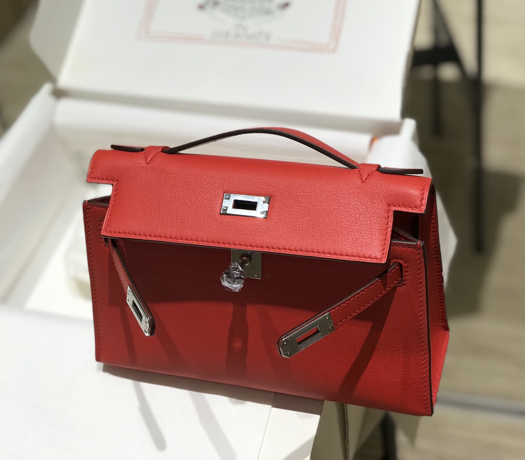 H**mes kelly pochette