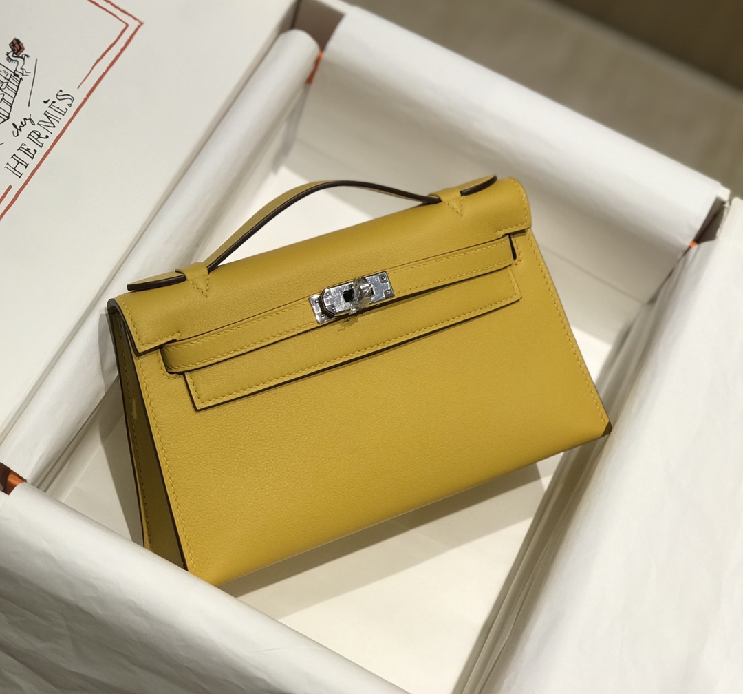 H**mes kelly pochette