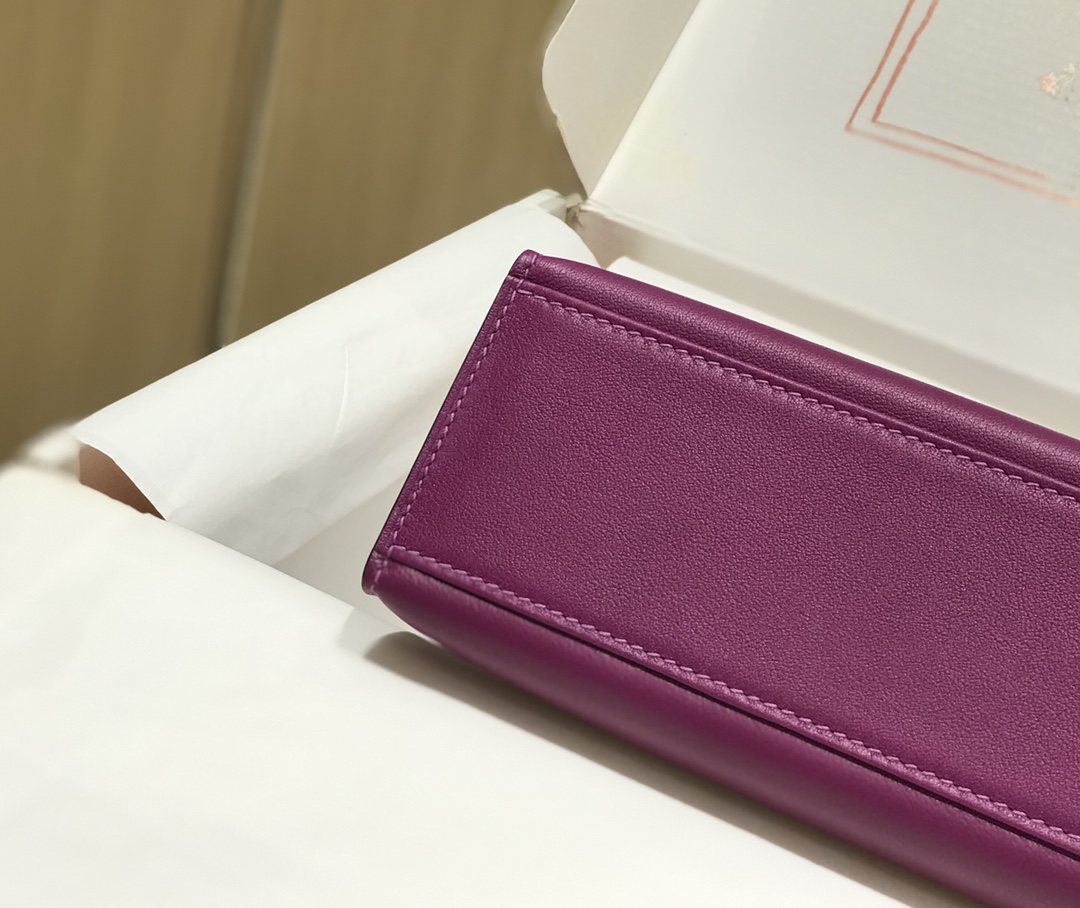 H**mes kelly pochette