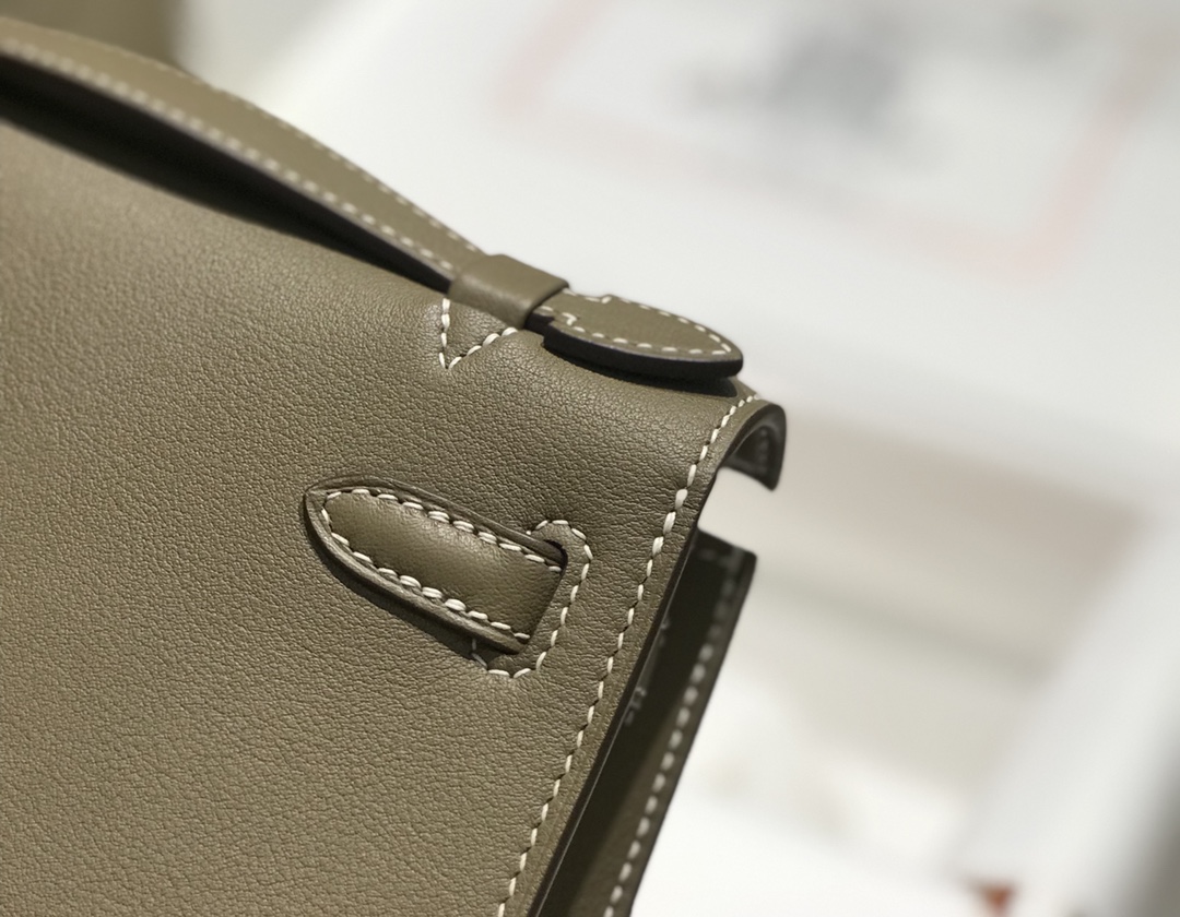 H**mes kelly pochette