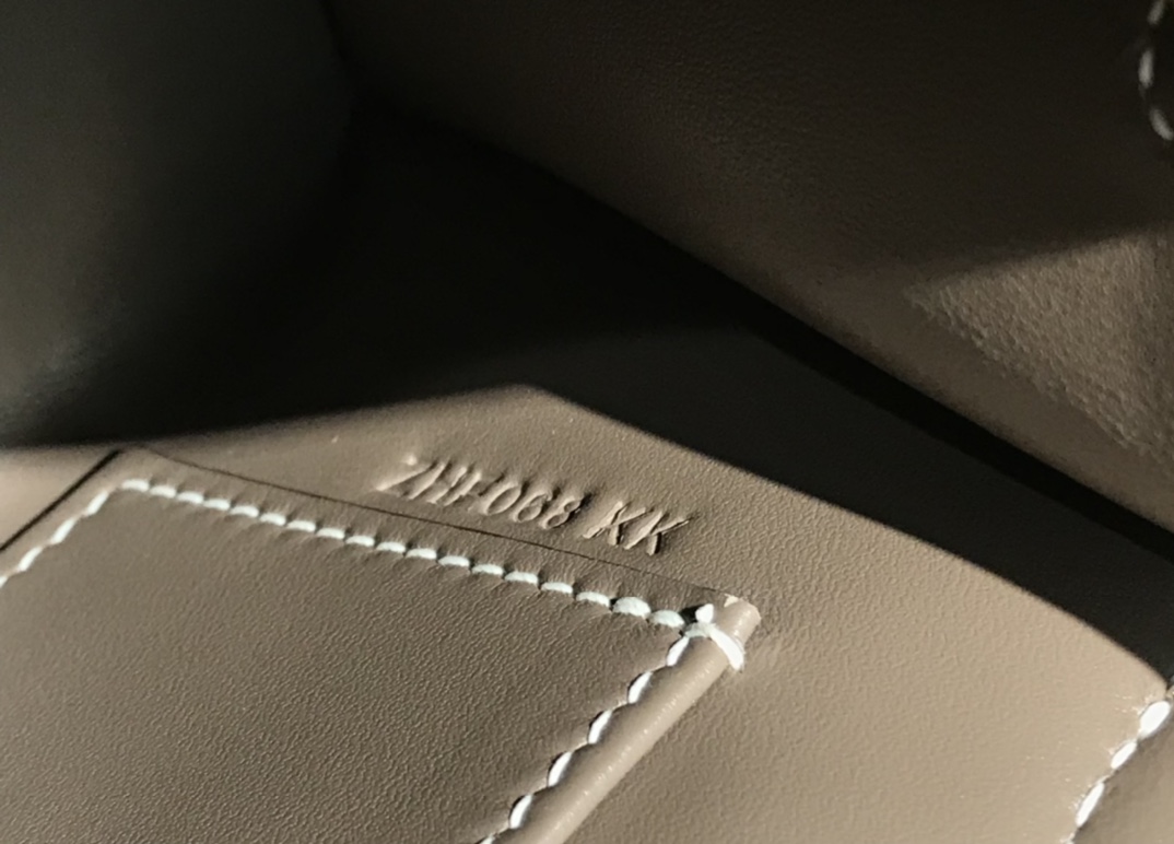 H**mes kelly pochette