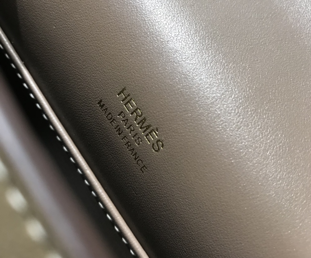 H**mes kelly pochette