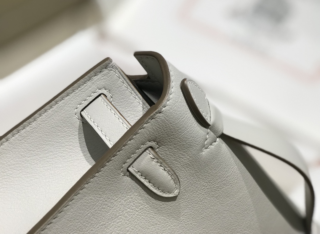 H**mes kelly pochette