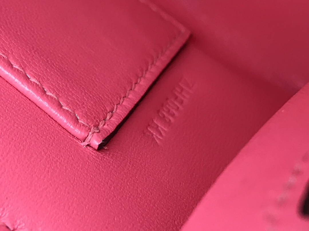 H**mes kelly pochette
