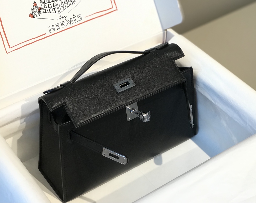 H**mes kelly pochette