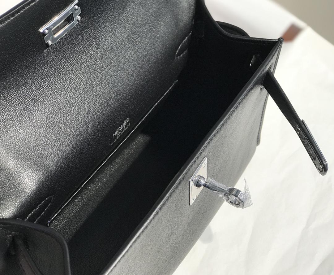 H**mes kelly pochette