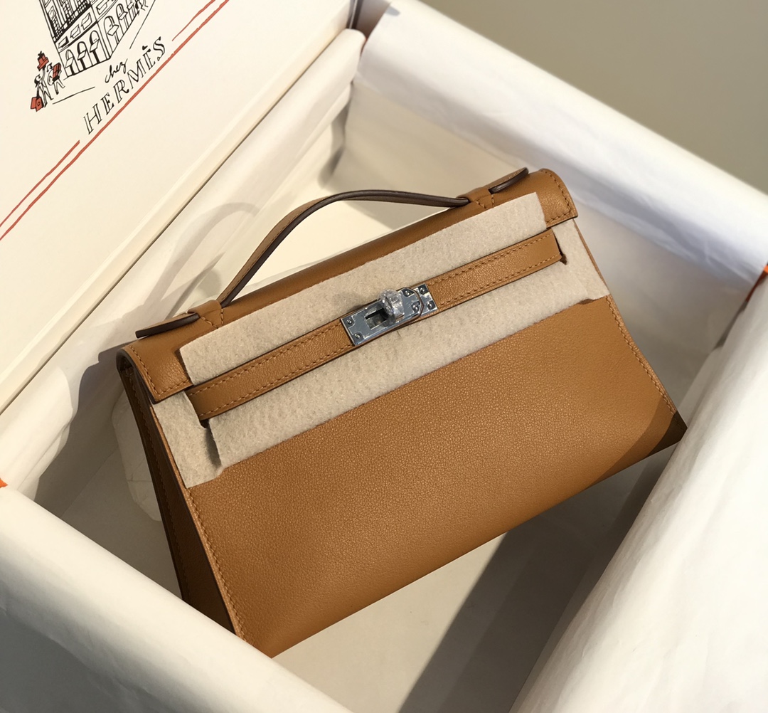 H**mes kelly pochette