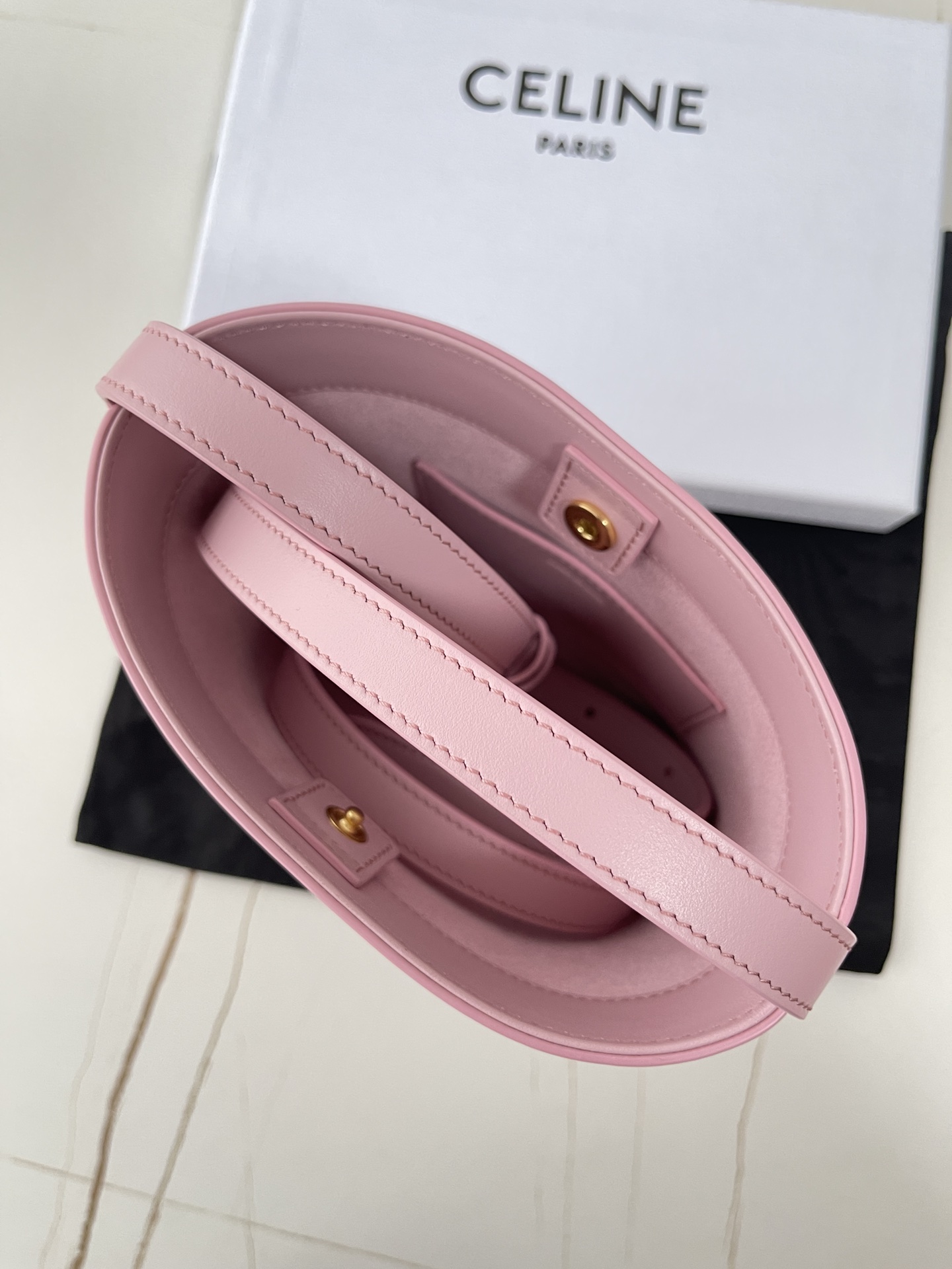 Ce**e leather bag