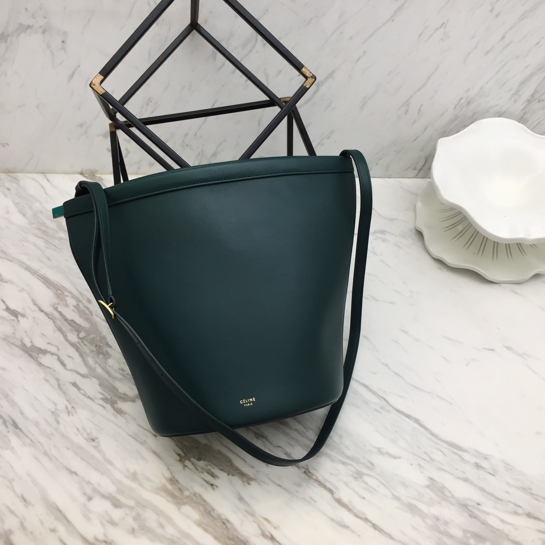 SANGLE BUCKET