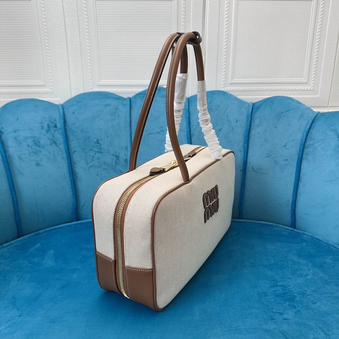 MIUMIU 24