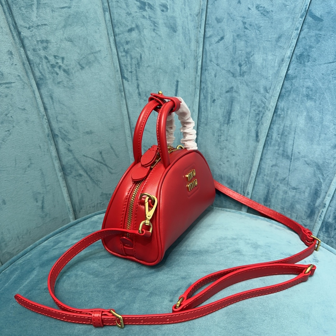 Top-Handle bag