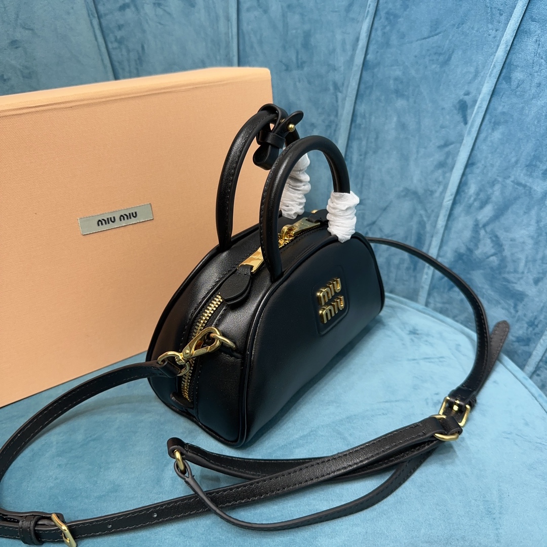 Top-Handle bag