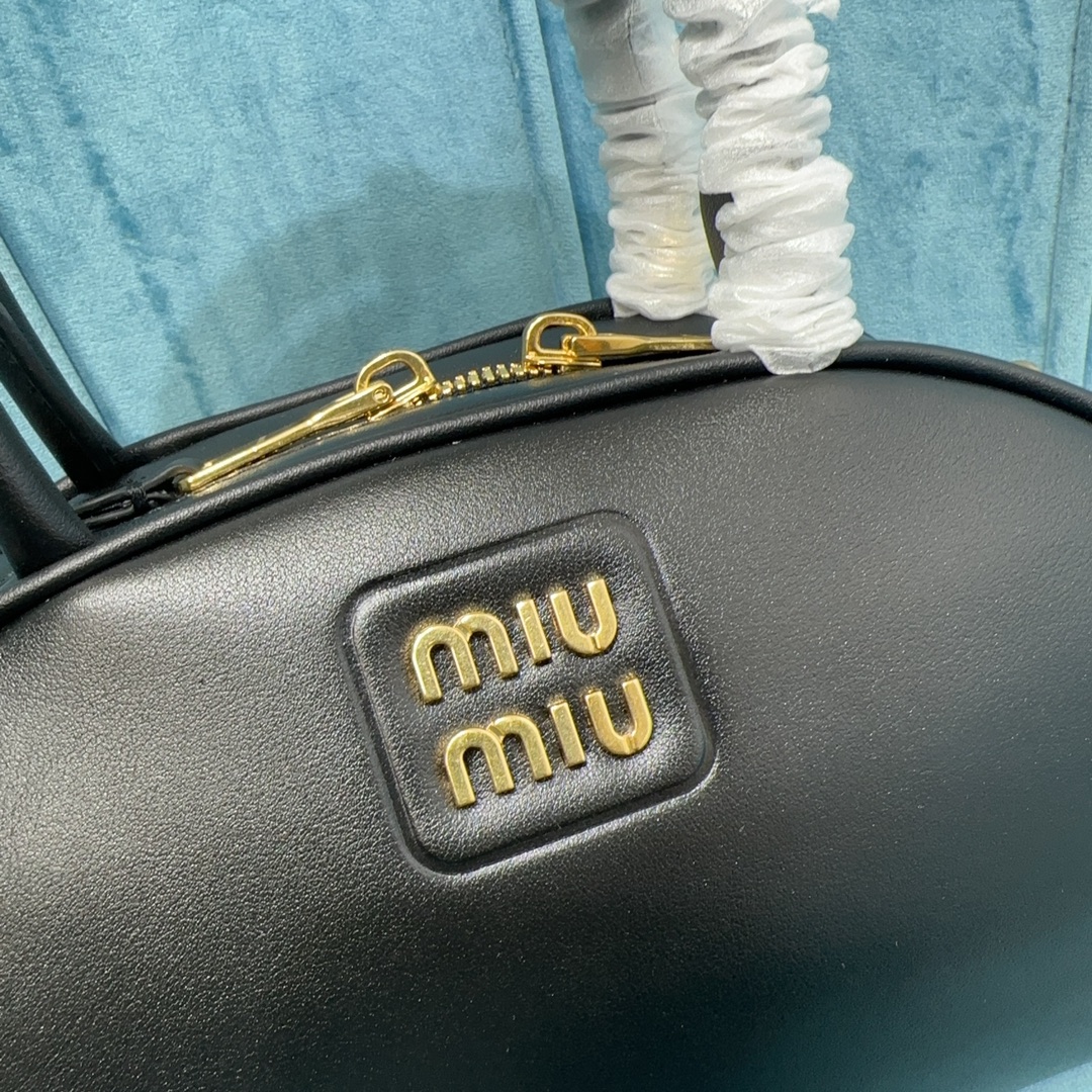 Top-Handle bag
