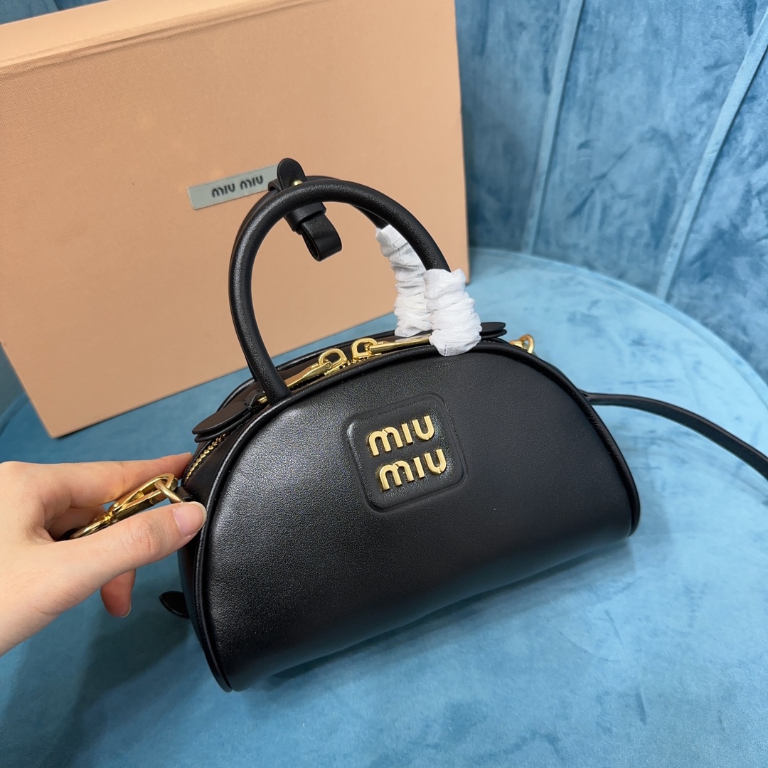 Top-Handle bag