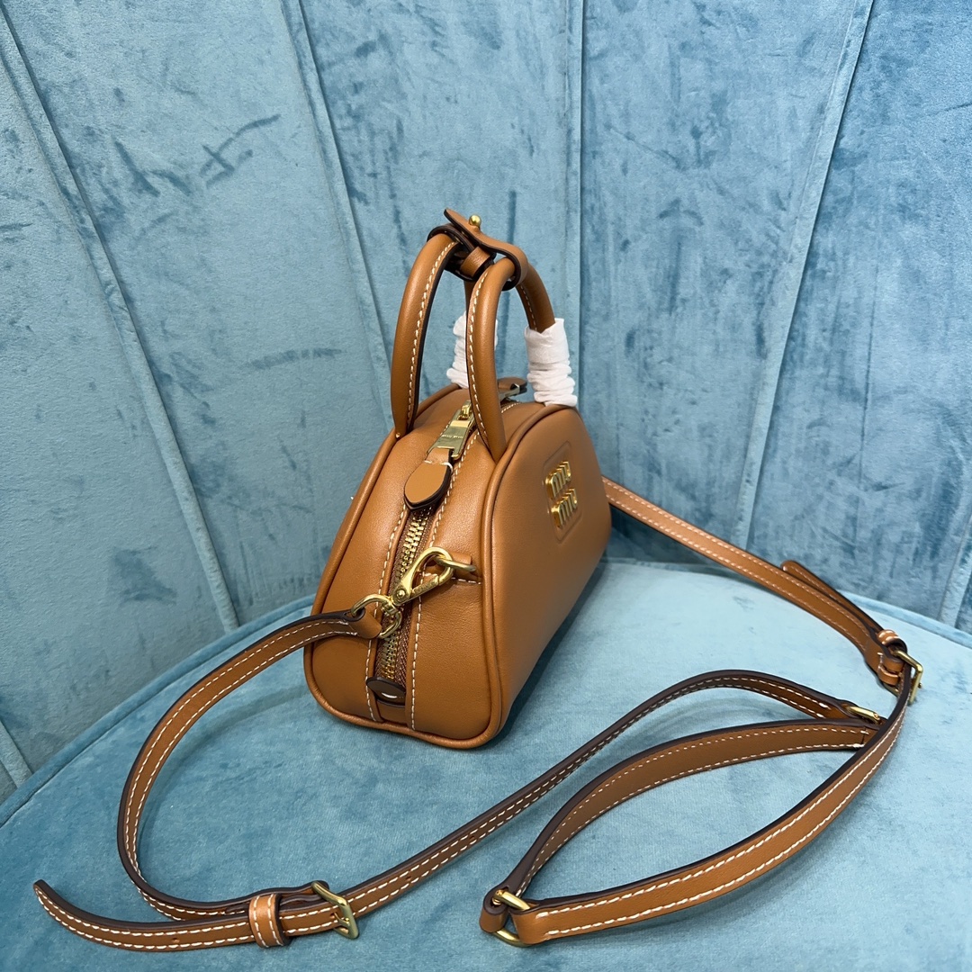 Top-Handle bag