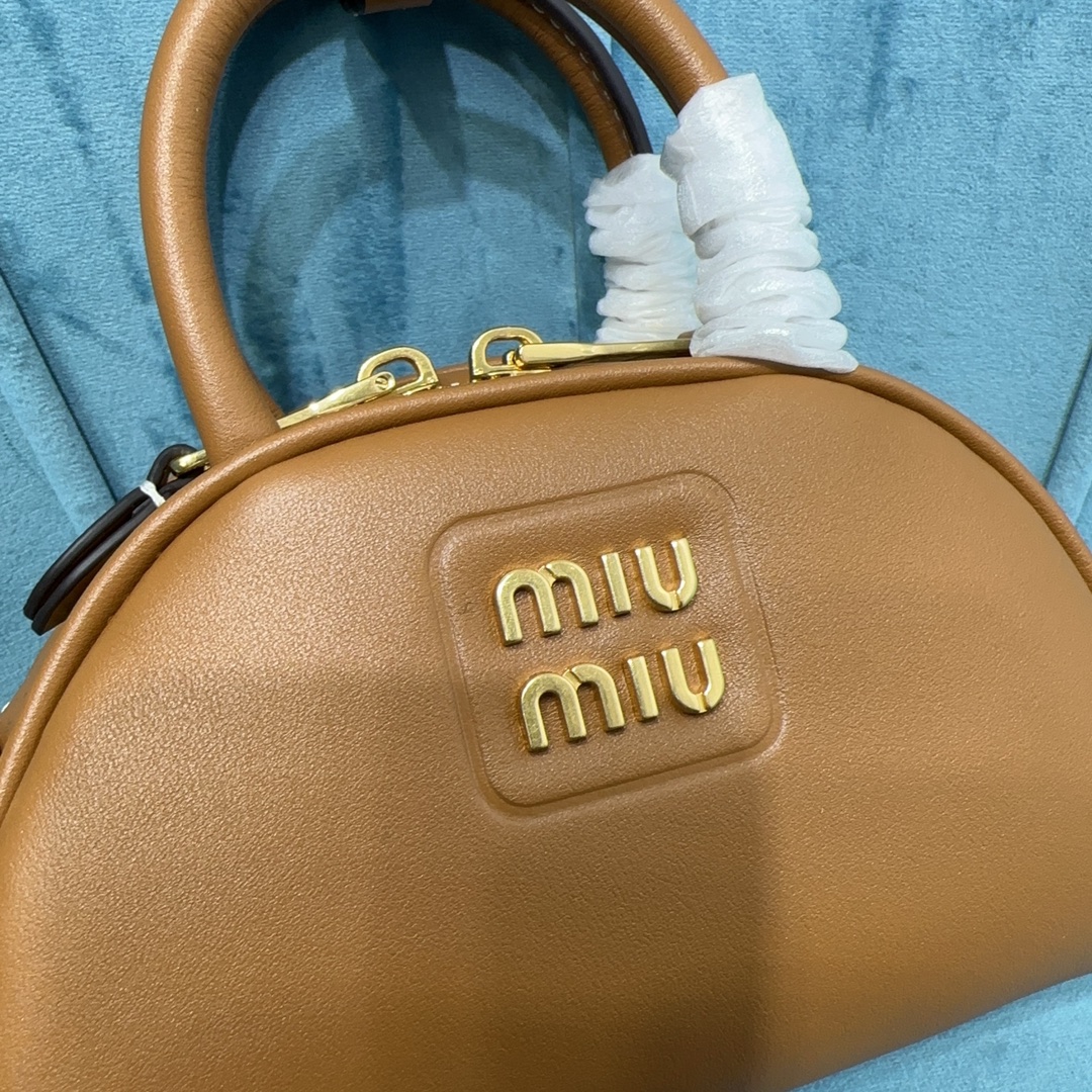 Top-Handle bag