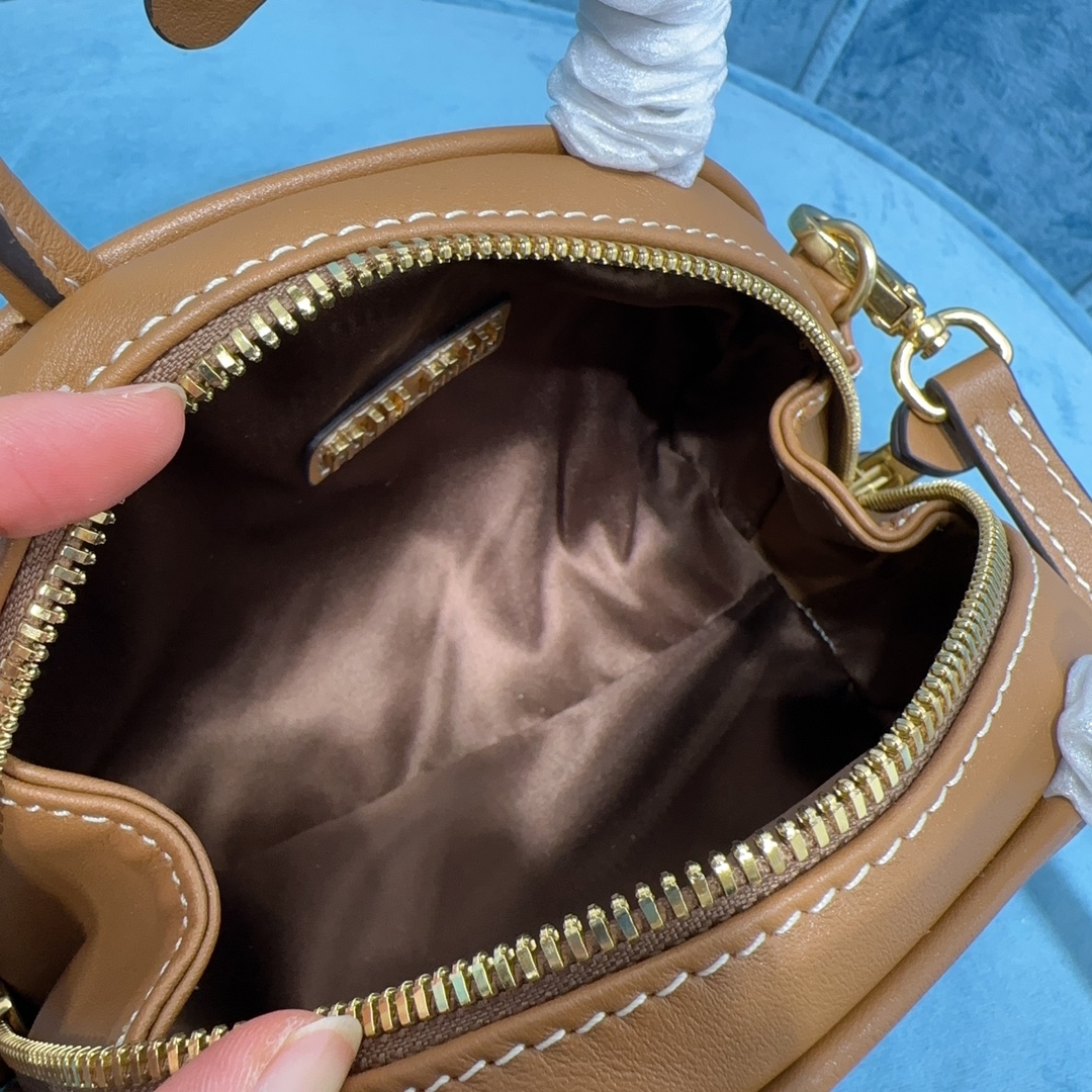 Top-Handle bag