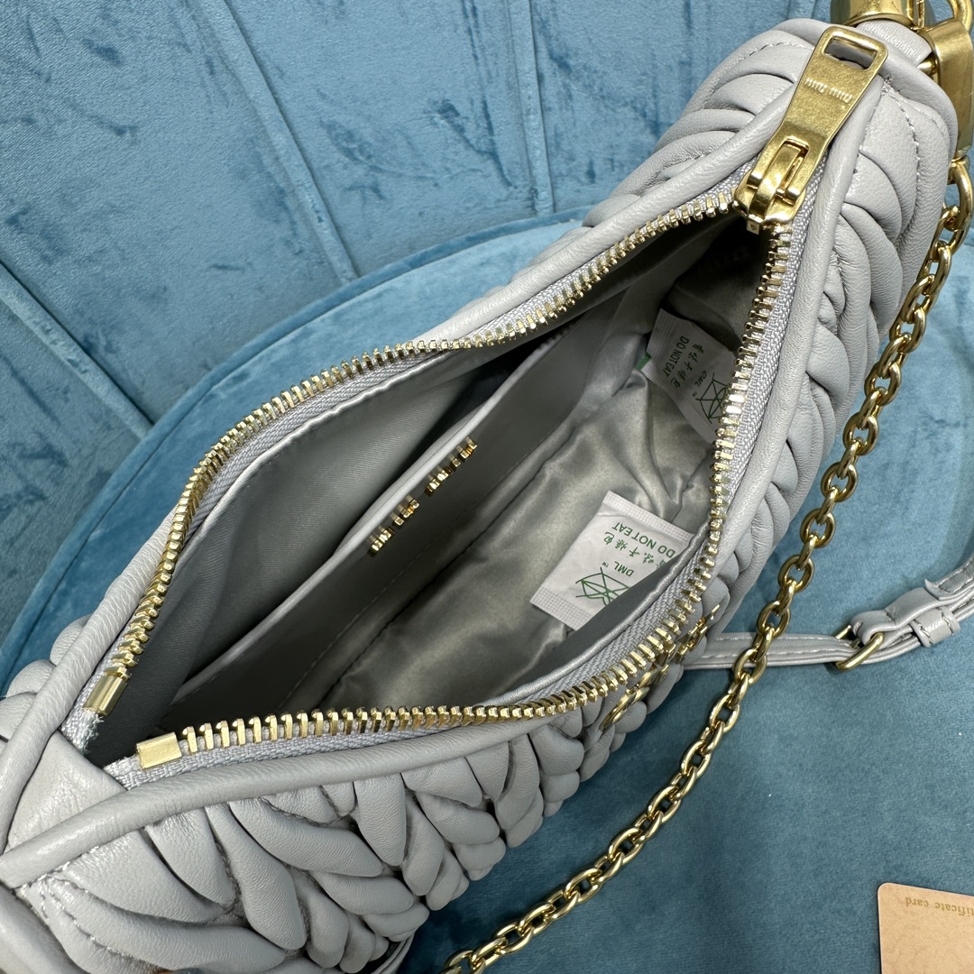 Matelassé Leather bag