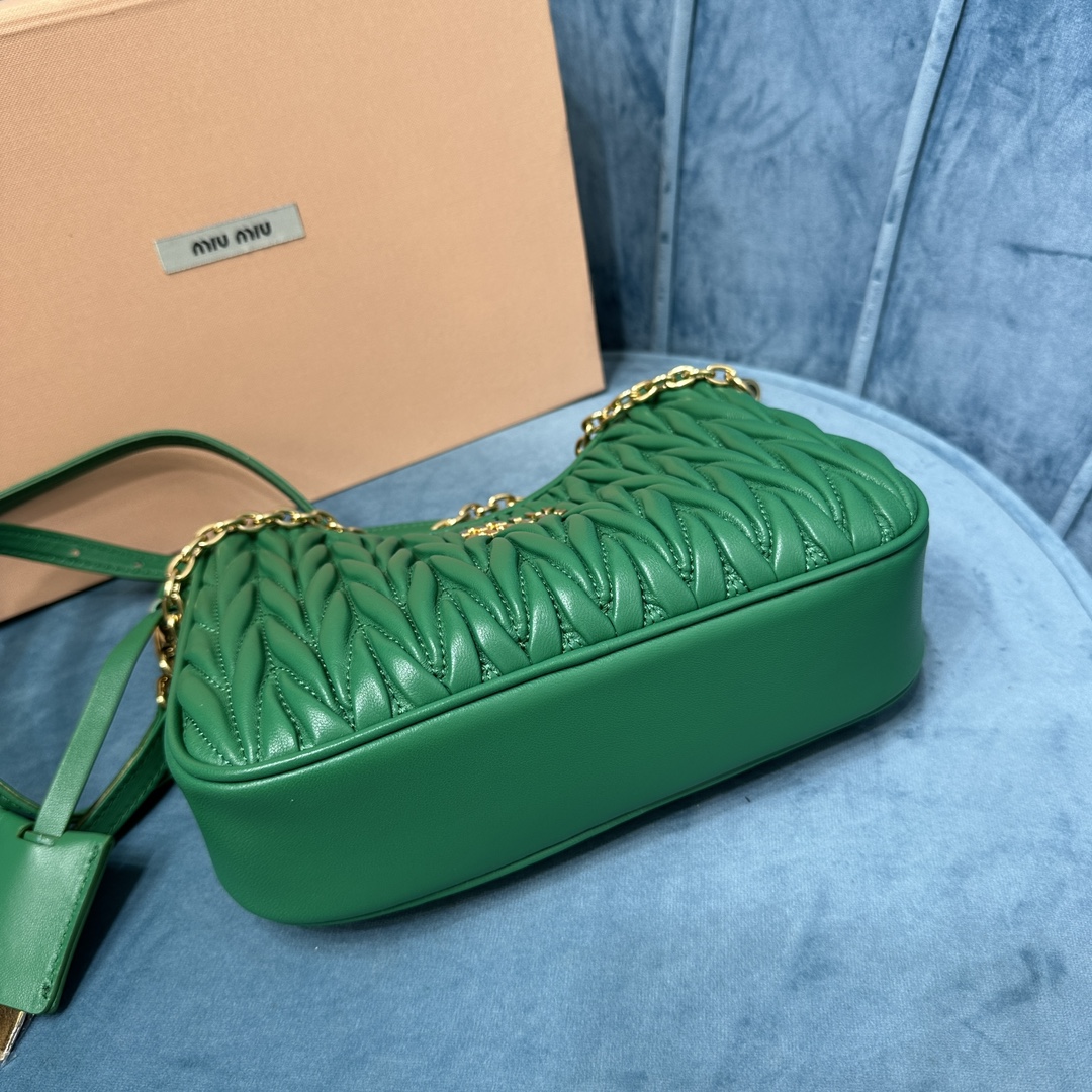 Matelassé Leather bag
