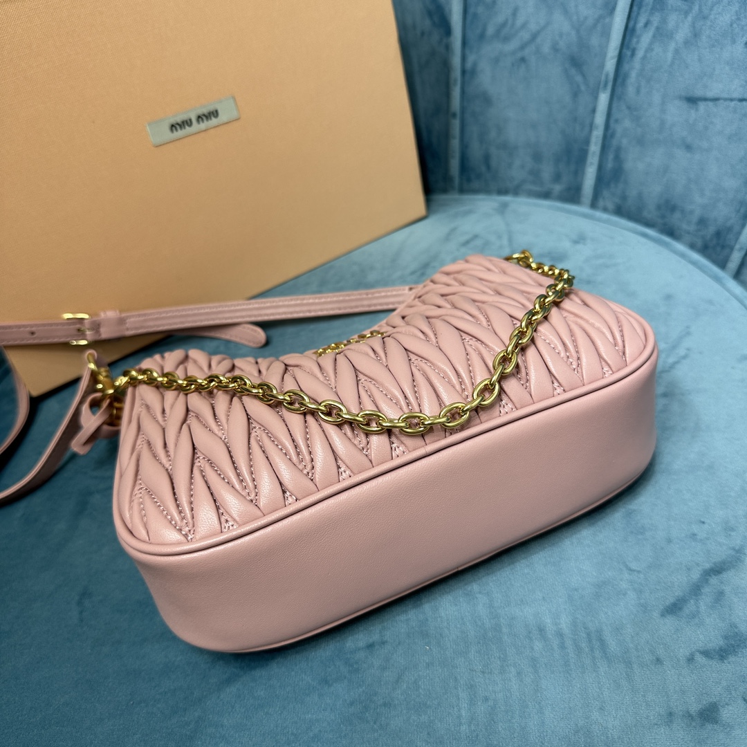 Matelassé Leather bag
