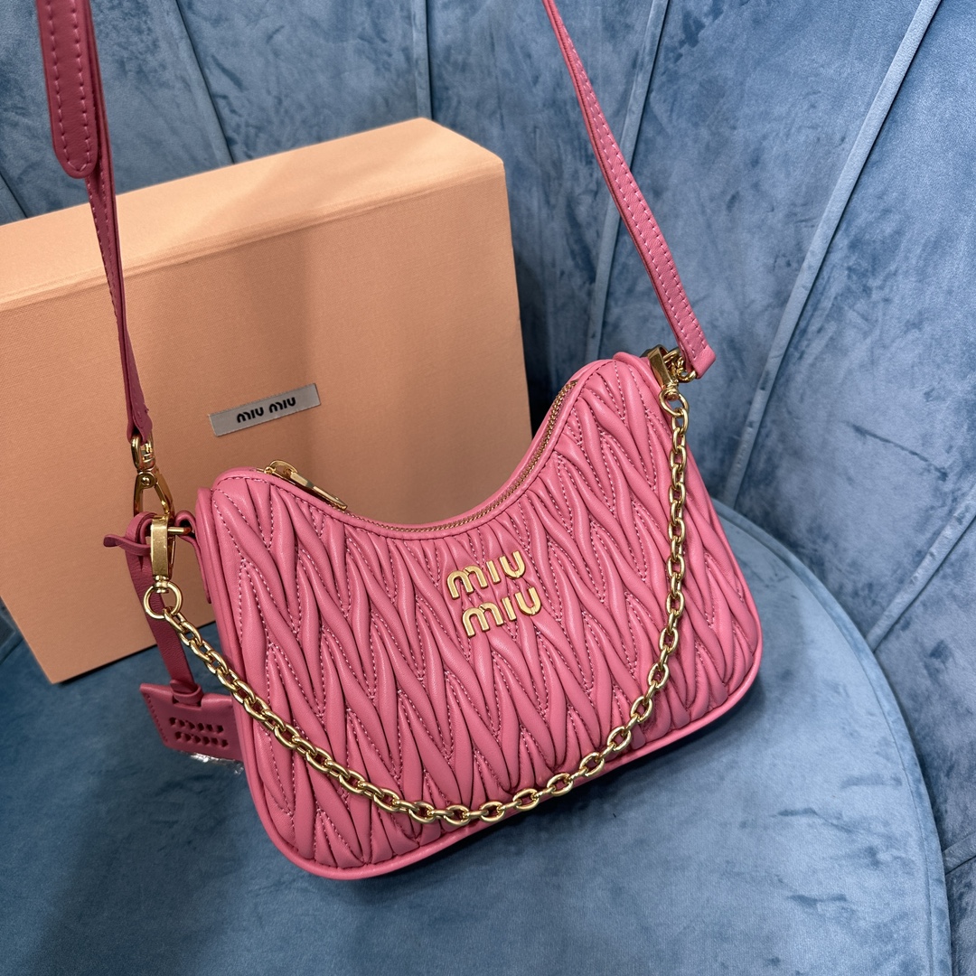 Matelassé Leather bag
