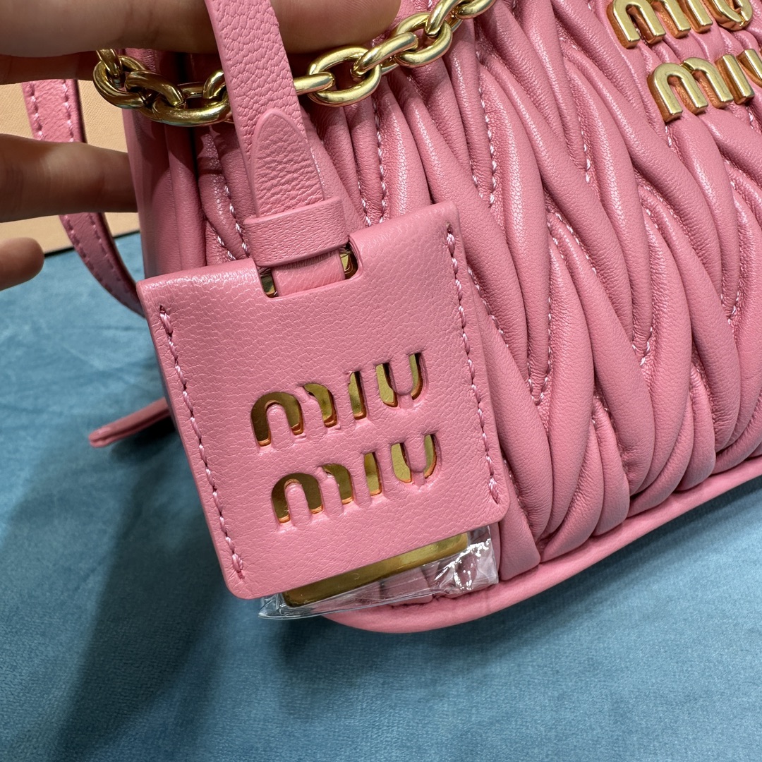 Matelassé Leather bag