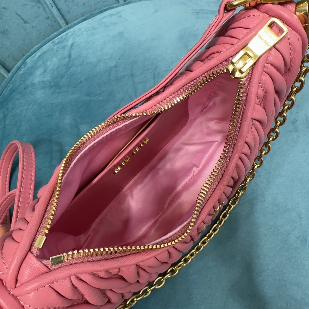 Matelassé Leather bag