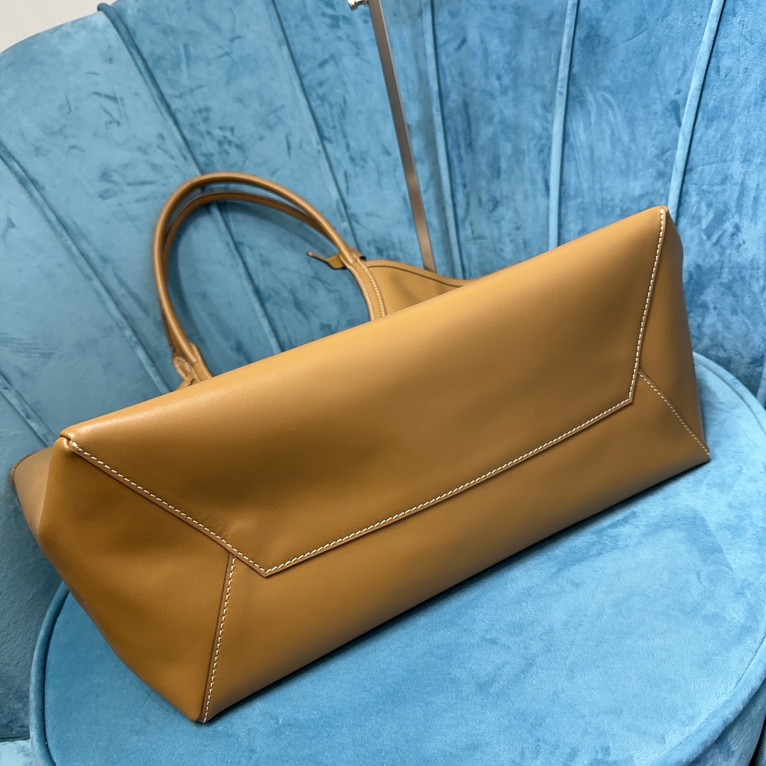 MIU Hobo bag