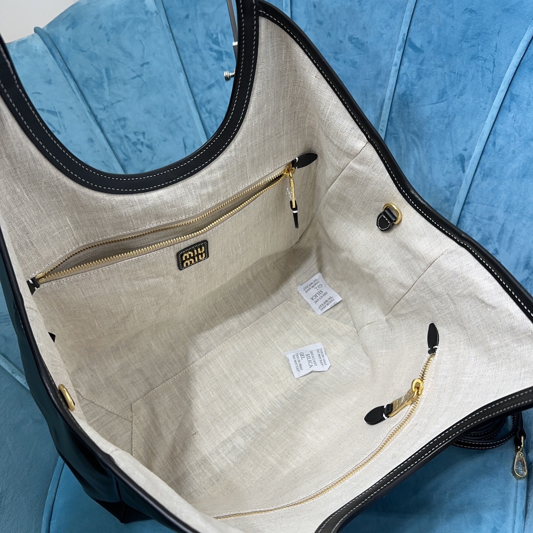 MIU Hobo bag