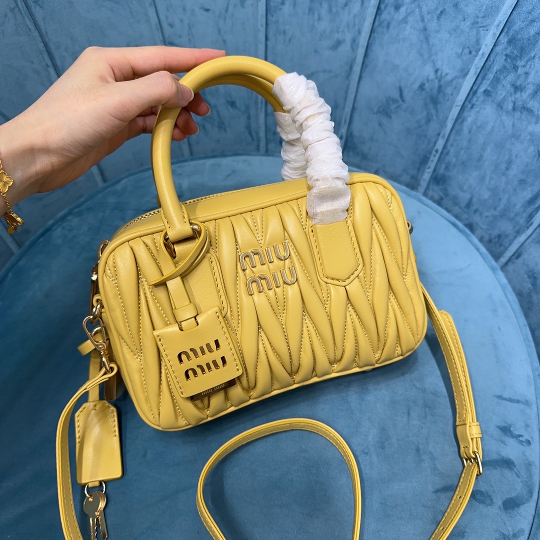 Matelassé Soft bag