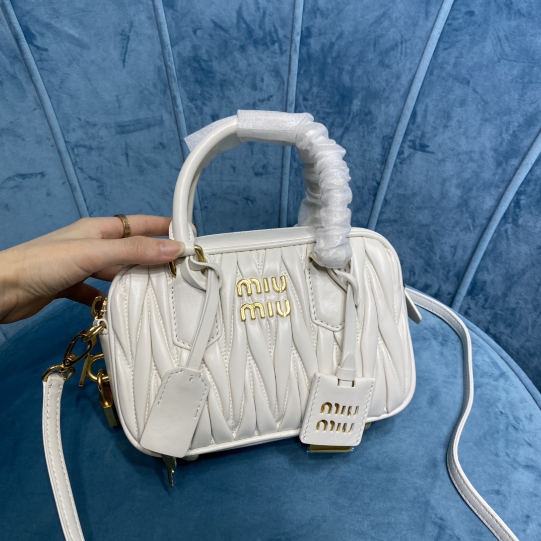 Matelassé Soft bag