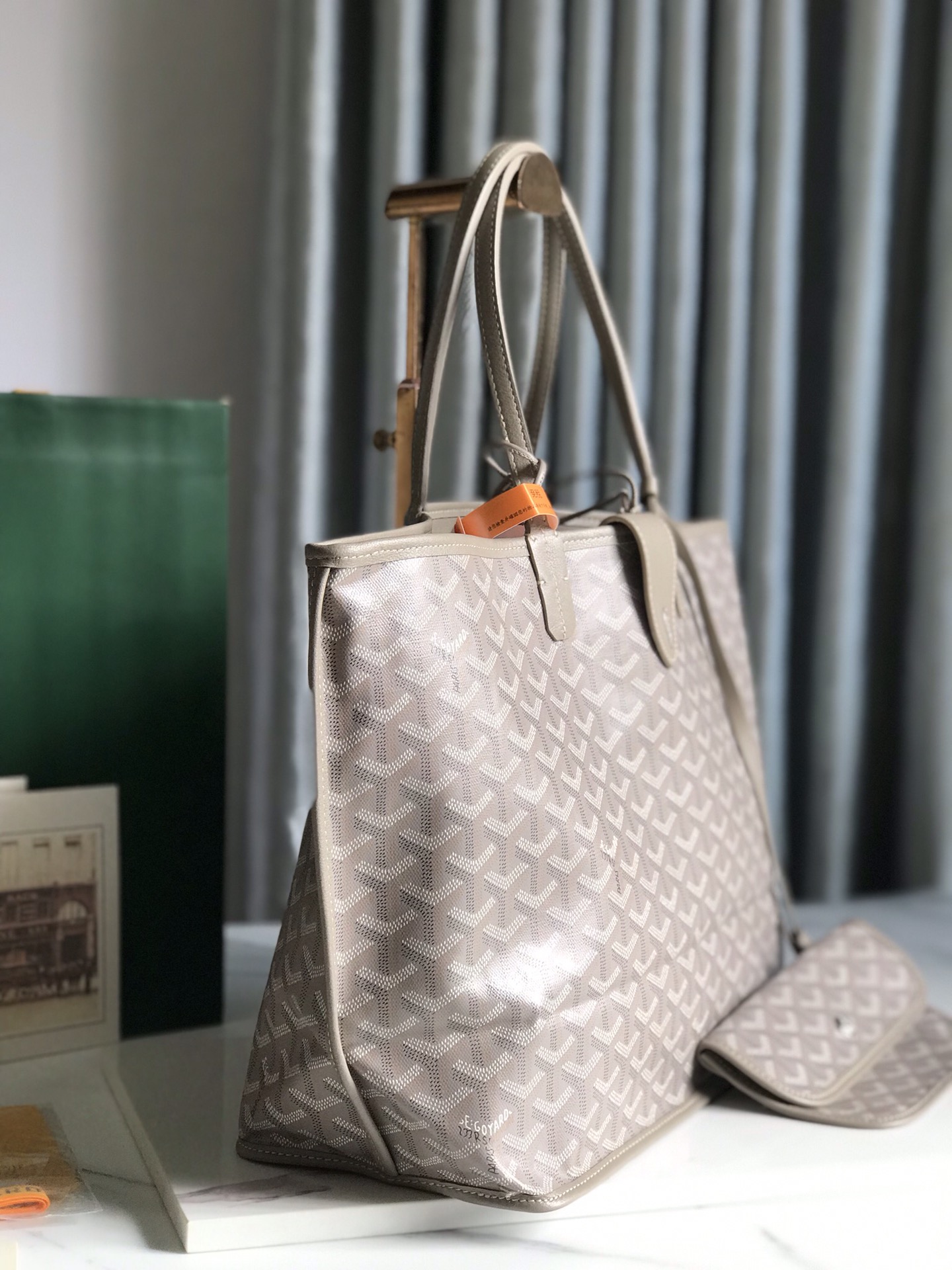 Reversible Anjou Tote bag