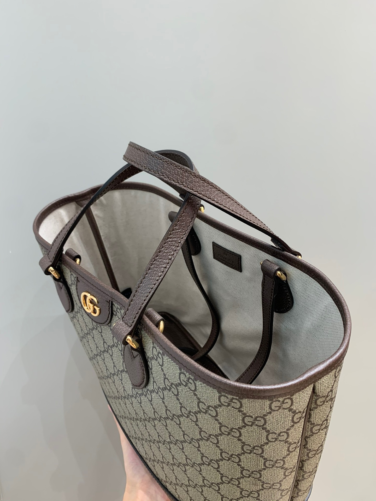Ophidia tote bag