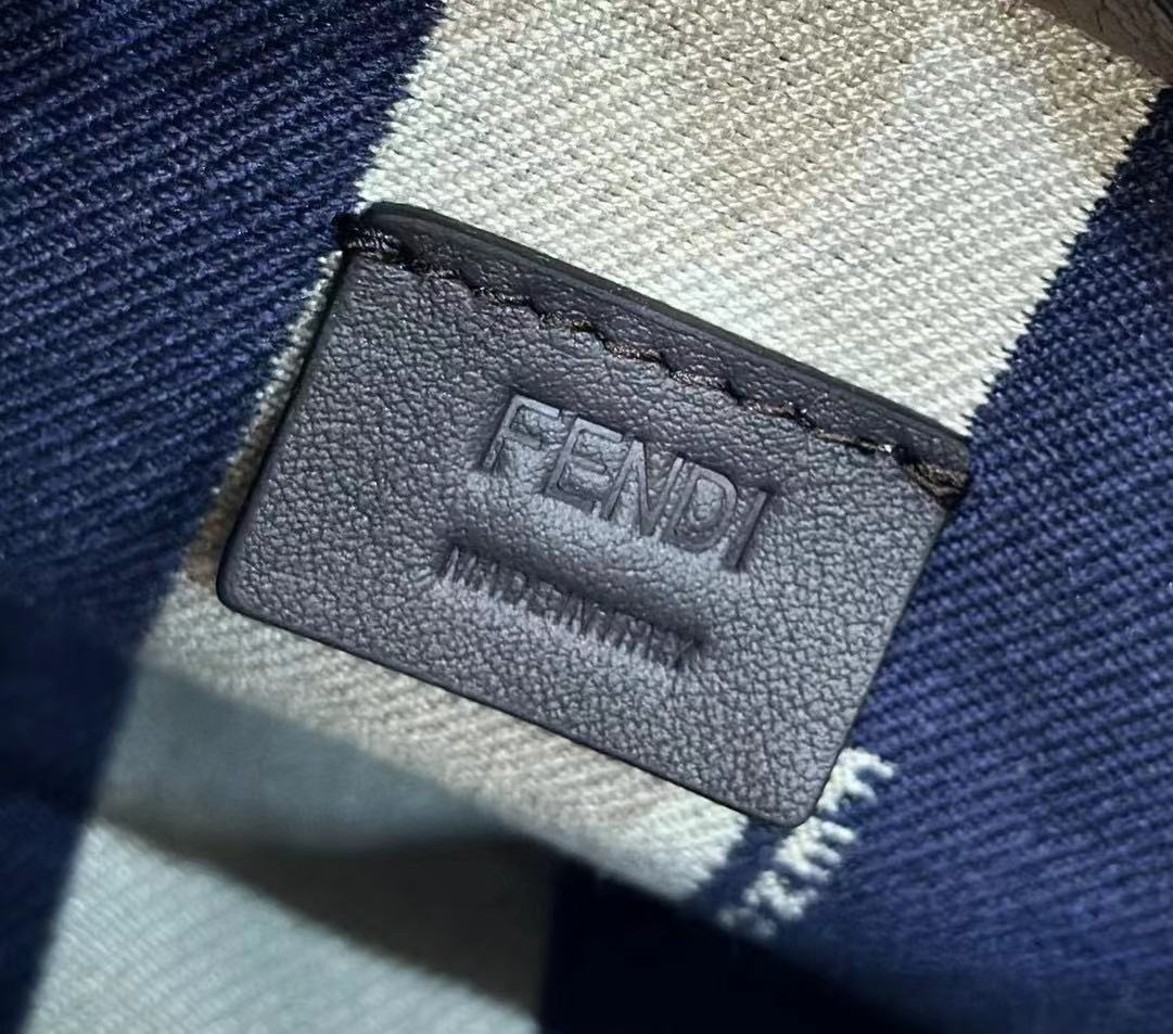 F**di tote small