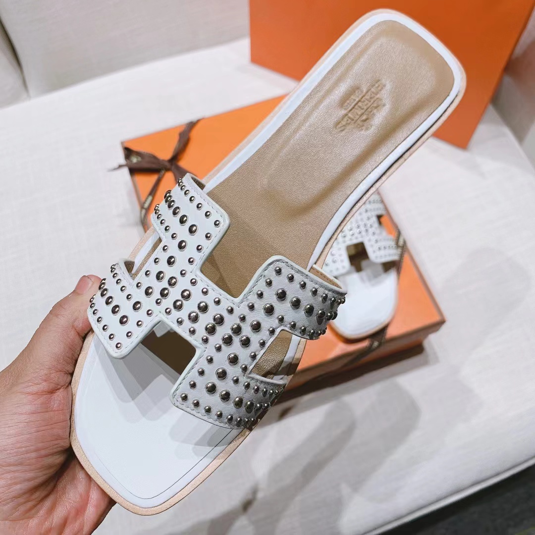 H**mes oran slides