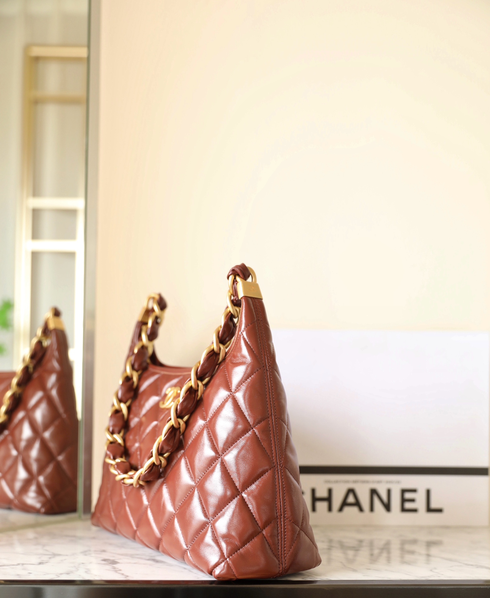 𝖡𝗈𝗇𝖺𝗎𝖽𝗈 Hobo bag