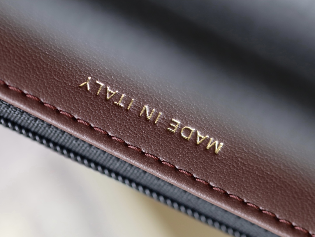 Classic Woc bag
