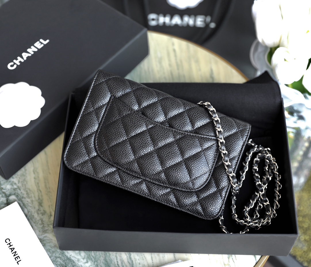 Ch*el woc bag