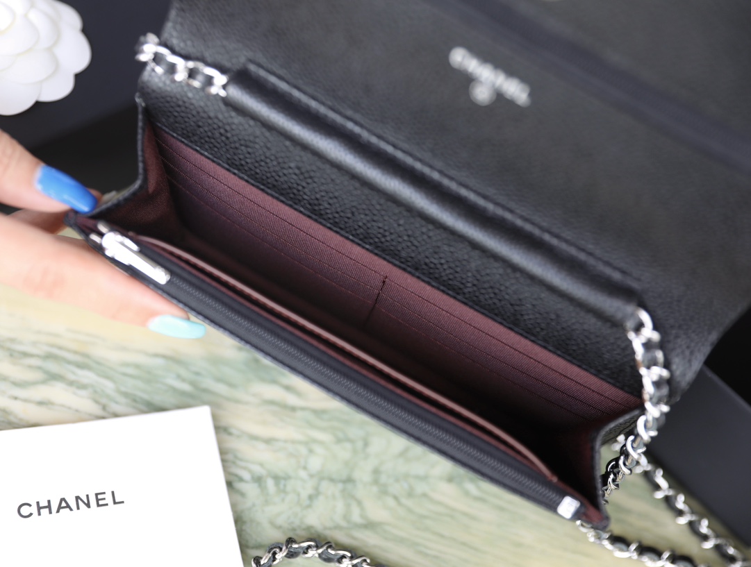 Ch*el woc bag