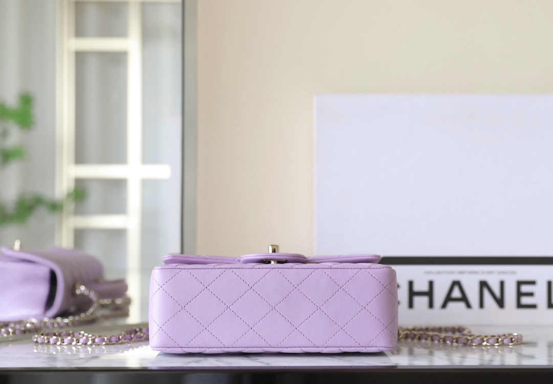 Ch*el mini handbag