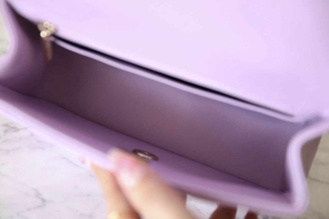 Ch*el mini handbag