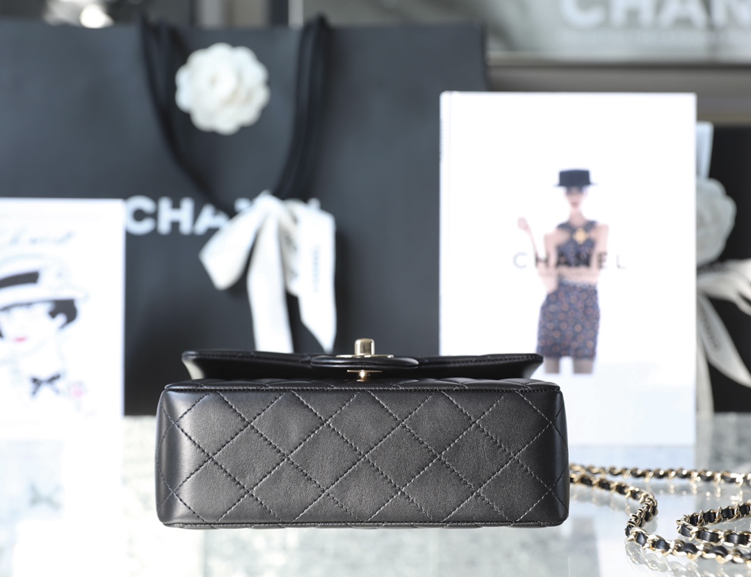 Ch*el mini handbag