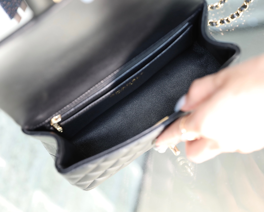 Ch*el mini handbag