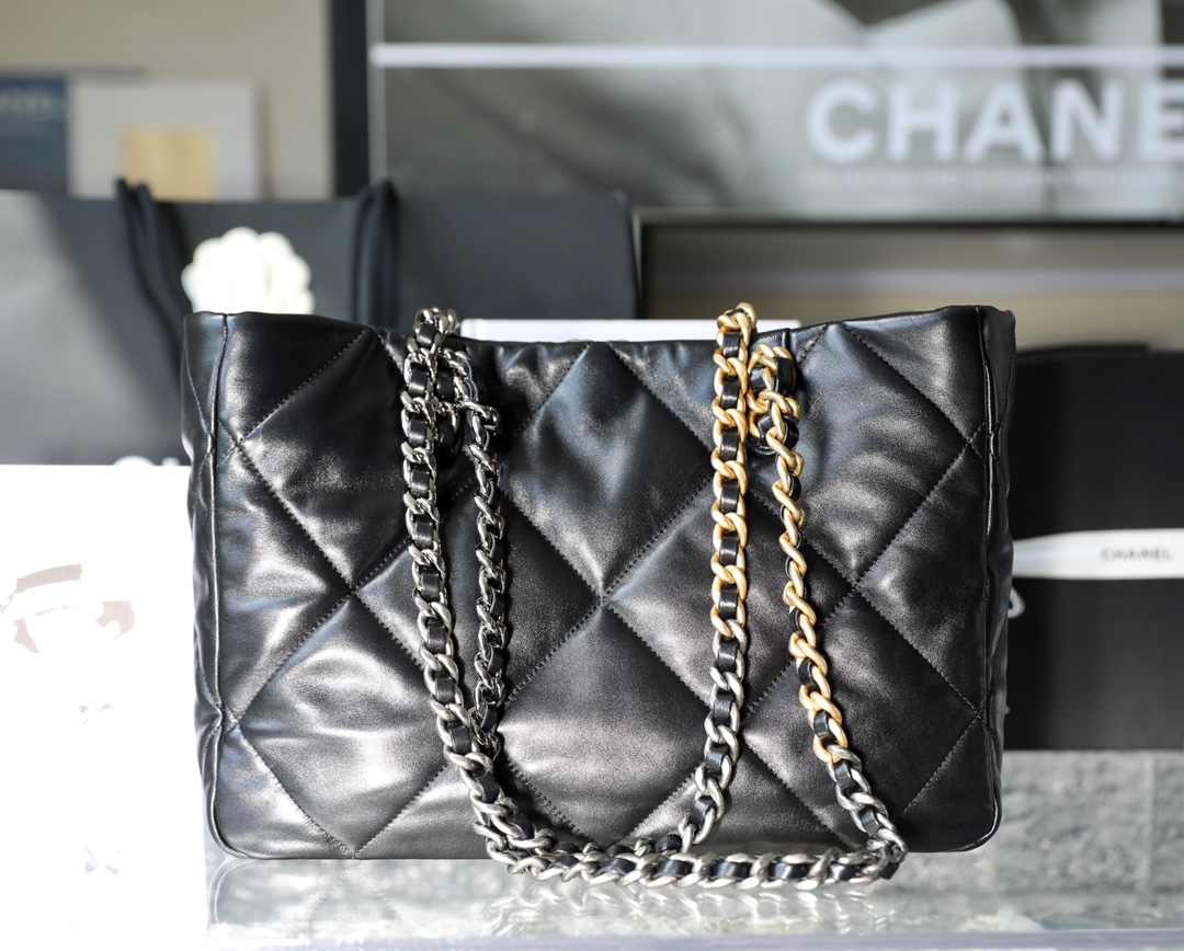 Shopping bag