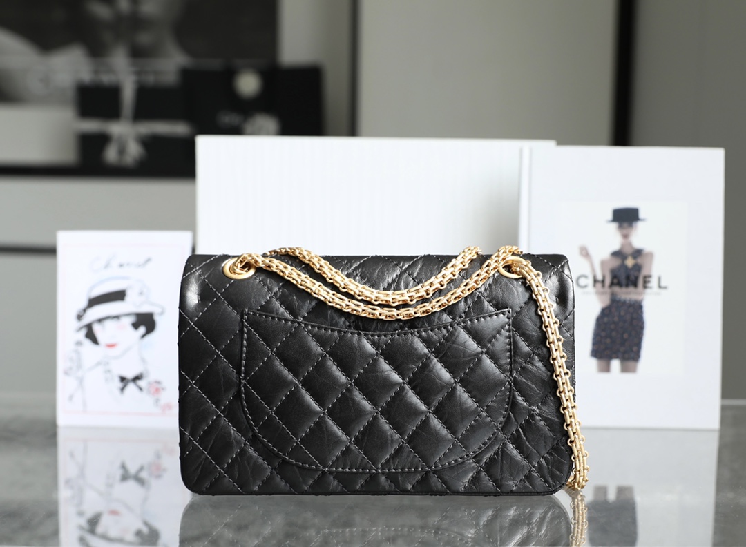 Classic flap bag