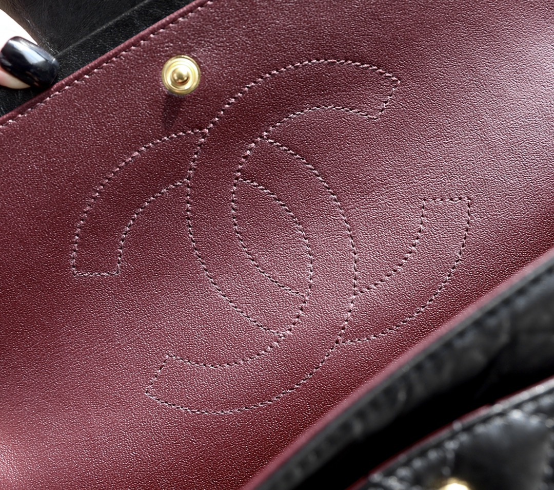Classic flap bag