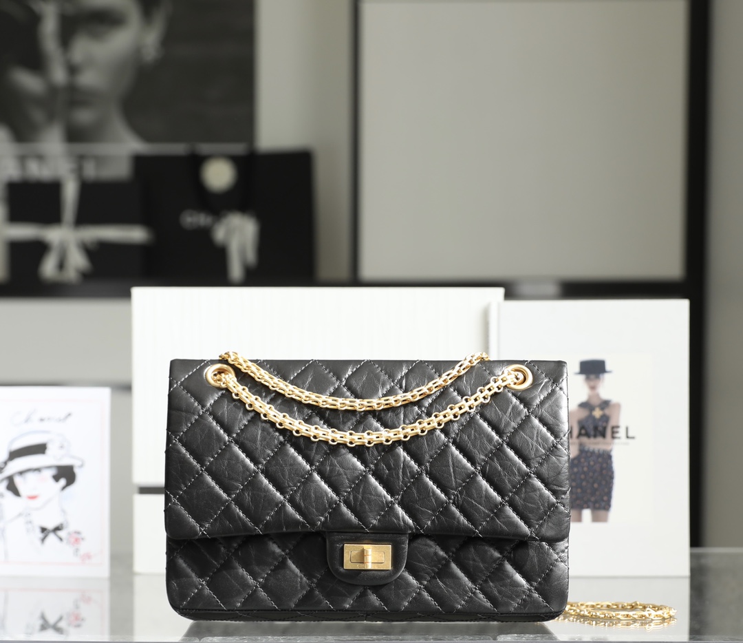 Classic flap bag