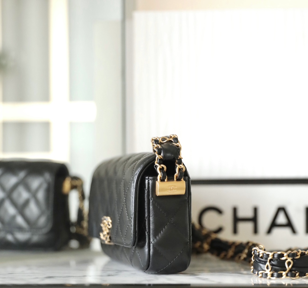 Flap bag