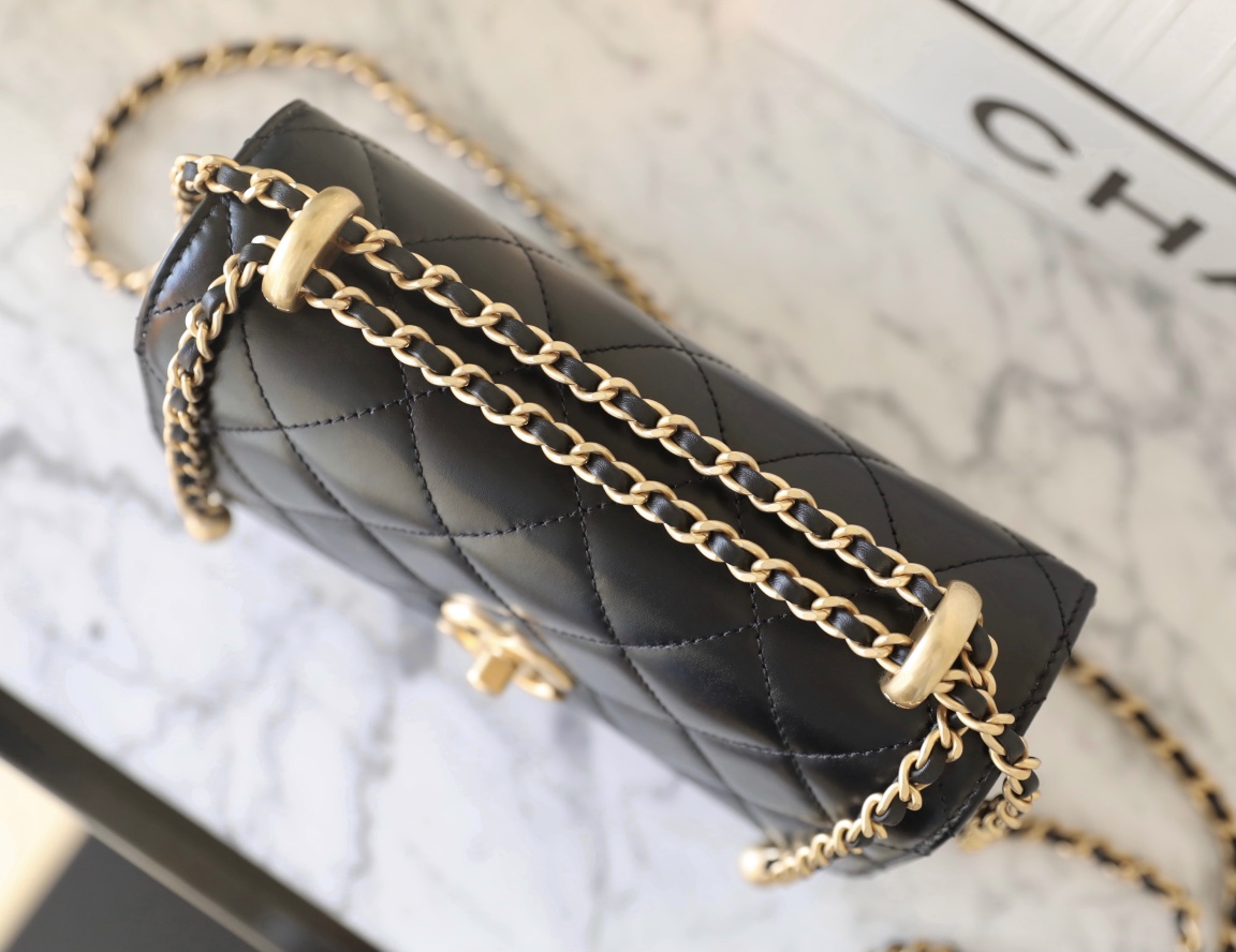 ๐ ๐๐๐๐ป๐บ flap bag